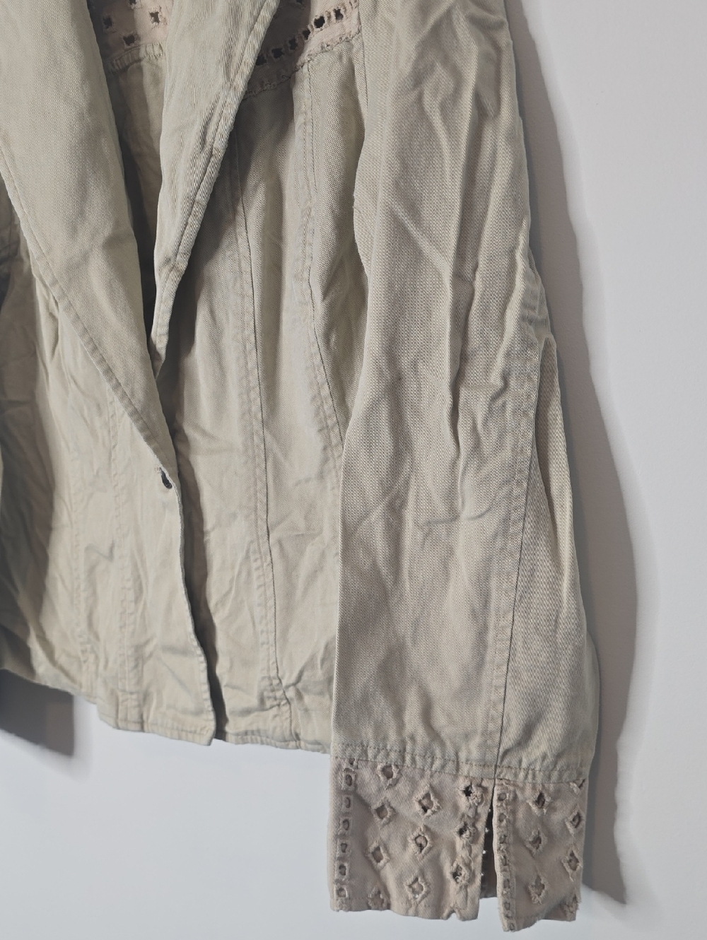 Vintage Beige Cutout Detail Lightweight Jacket – Boho Chic Blazer - Picture 4 of 6